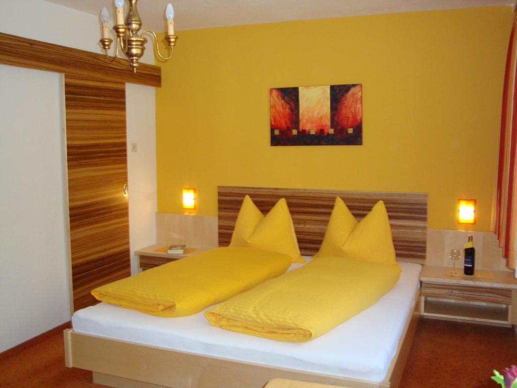 Haus Sonnschein Bed & Breakfast Solden Phòng bức ảnh